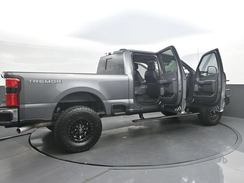 Used 2026 Ford F250 Lariat w/ Tremor Off-Road Package AWD/4WD image 48