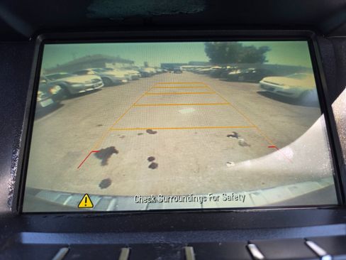 Used 2015 GMC Terrain SLE FWD image 18