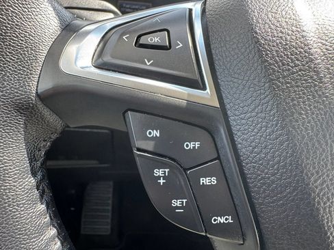 Certified 2022 Ford Edge SEL w/ Convenience Package AWD/4WD image 13