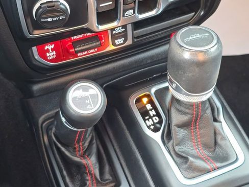 Used 2021 Jeep Gladiator Rubicon AWD/4WD image 20