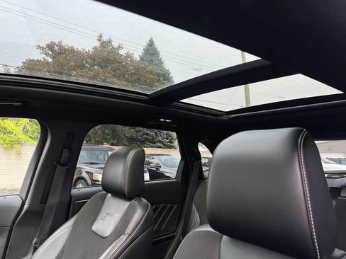 Used 2020 Ford Edge ST w/ Cold Weather Package AWD/4WD image 8
