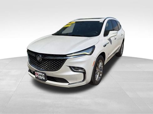 Used 2023 Buick Enclave Avenir w/ Avenir Technology Package AWD/4WD image 5