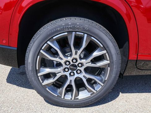 New 2027 GMC Acadia Denali Ultimate w/ LPO, Floor Liner Package AWD/4WD image 39