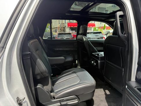 Used 2019 Ford Expedition Max Limited w/ Cargo Package AWD/4WD image 30