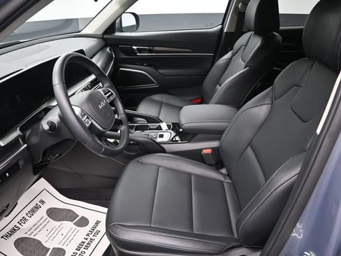 New 2025 Kia Telluride LX FWD image 14