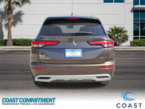 Used 2023 Mitsubishi Outlander SEL image 7