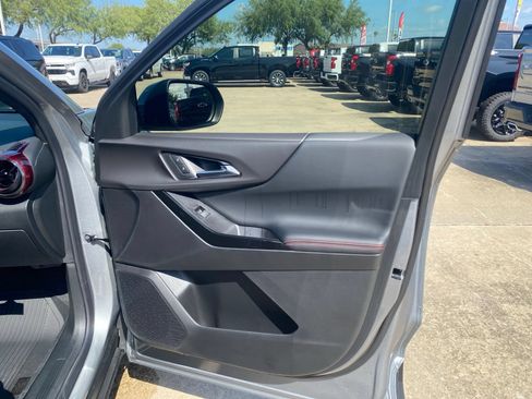 New 2027 Chevrolet Equinox RS w/ Safety and Technology Package FWD image 10