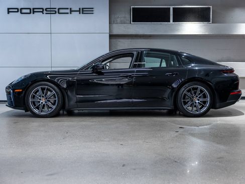 Certified 2025 Porsche Panamera image 2
