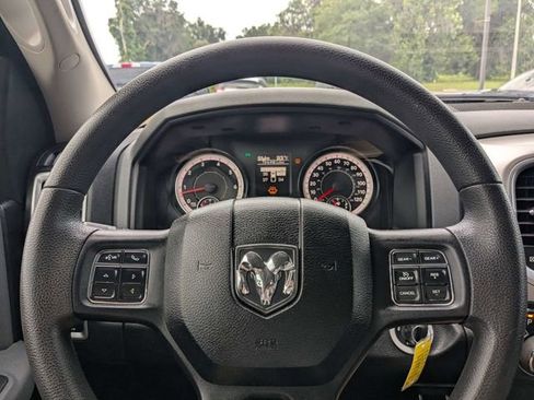 Used 2020 RAM 1500 Classic SLT RWD image 22