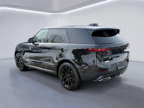 New 2026 Land Rover Range Rover Sport SE image 4