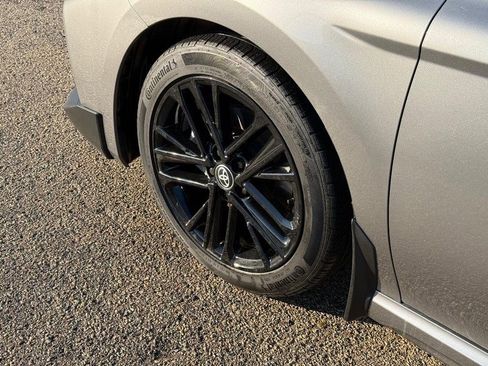 Used 2025 Toyota Camry SE image 10