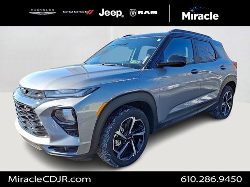 Used 2023 Chevrolet TrailBlazer RS image 3