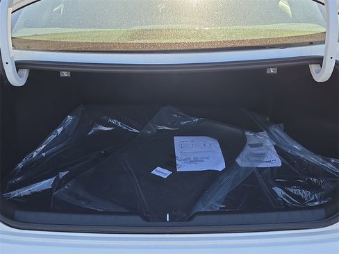 New 2025 Kia K4 LXS image 12