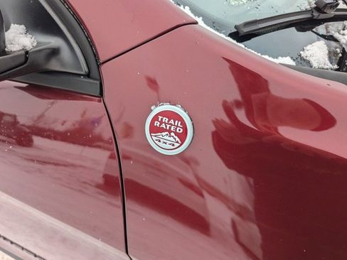 Used 2021 Jeep Cherokee Trailhawk image 24