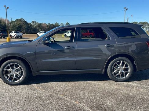 New 2026 Dodge Durango GT image 5