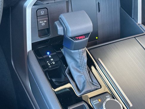 New 2026 Toyota Tundra Platinum AWD/4WD image 24