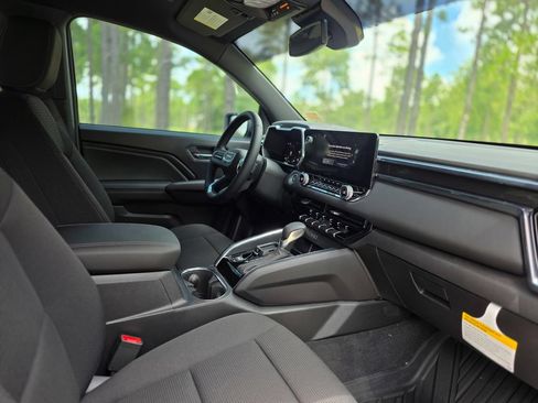 New 2026 GMC Canyon Elevation w/ Convenience Package RWD image 24