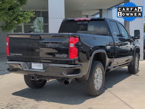 Used 2024 Chevrolet Silverado 2500 High Country w/ High Country Premium Package image 6