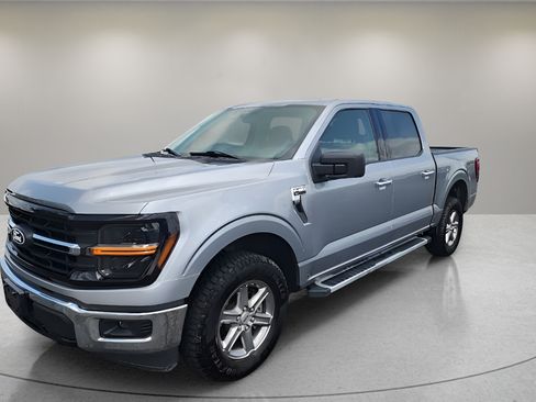 Certified 2025 Ford F150 XLT w/ Equipment Group 301A Standard AWD/4WD image 6