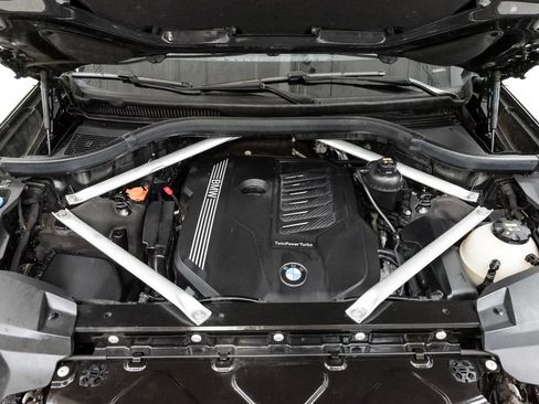 Used 2019 BMW X7 xDrive40i w/ Premium Package AWD/4WD image 4