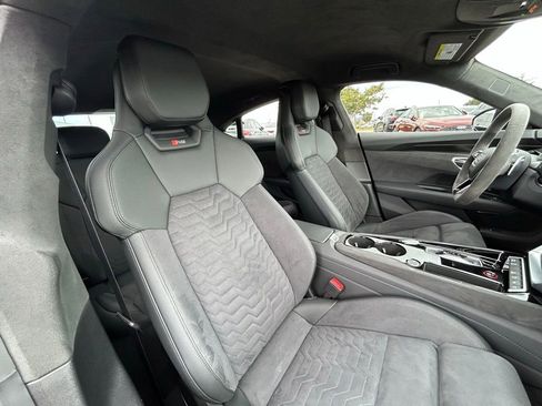 Used 2024 Audi RS e-tron GT w/ Carbon Performance Package AWD/4WD image 50