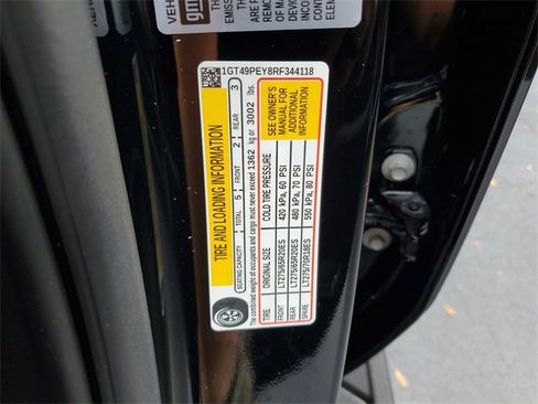 Used 2024 GMC Sierra 2500 AT4 w/ AT4 Premium Plus Package image 32