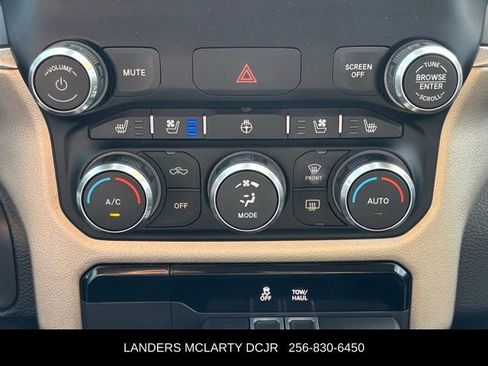 Used 2020 RAM 1500 Laramie RWD image 27