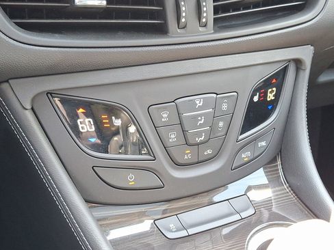 Used 2020 Buick Envision Essence w/ Experience Buick Package AWD/4WD image 19