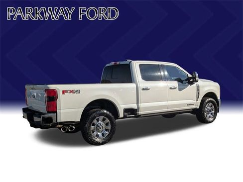 Used 2023 Ford F250 Lariat w/ Lariat Ultimate Package image 5