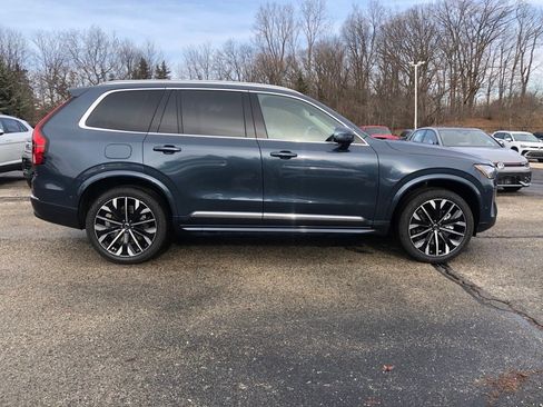 New 2026 Volvo XC90 B6 Ultra w/ Protection Package image 8