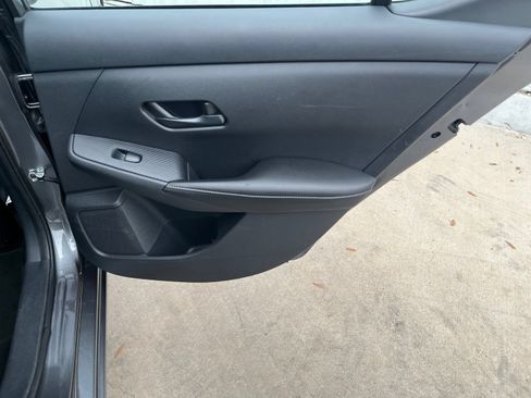 Used 2025 Nissan Sentra SV w/ All-Weather Package FWD image 15