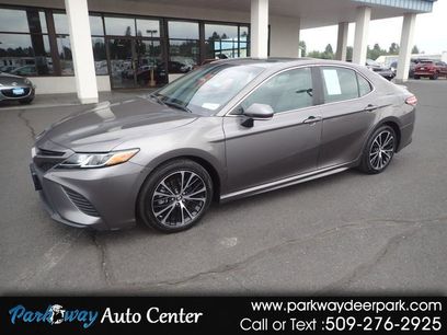 Used 2018 Toyota Camry SE w/ Moonroof Package