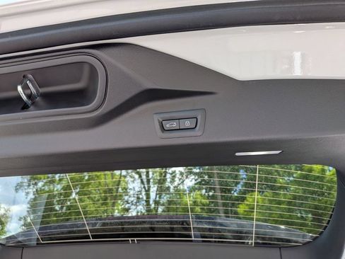 New 2026 BMW X5 xDrive50e AWD/4WD image 22