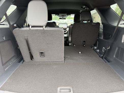 New 2026 Ford Explorer ST-Line AWD/4WD image 16