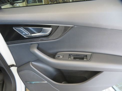 Used 2019 Audi Q7 3.0T Premium Plus image 22