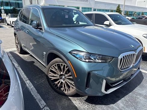 Used 2025 BMW X5 sDrive40i w/ Premium Package RWD image 8
