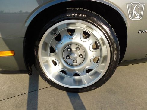 Used 2012 Dodge Challenger R/T RWD image 39