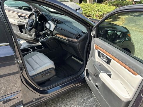 Used 2019 Honda CR-V Touring image 18