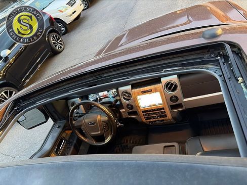 Used 2011 Ford F150 Lariat w/ Lariat Plus Pkg image 27