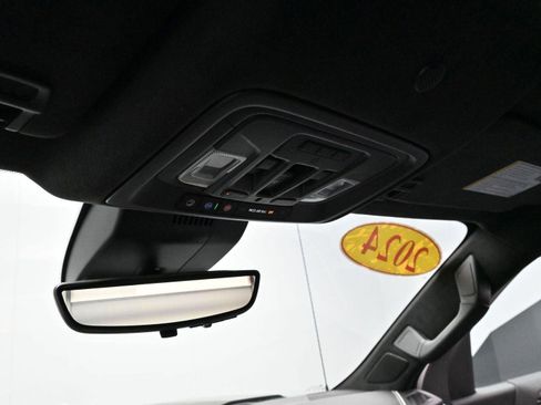 Used 2024 GMC Sierra 1500 AT4X image 26