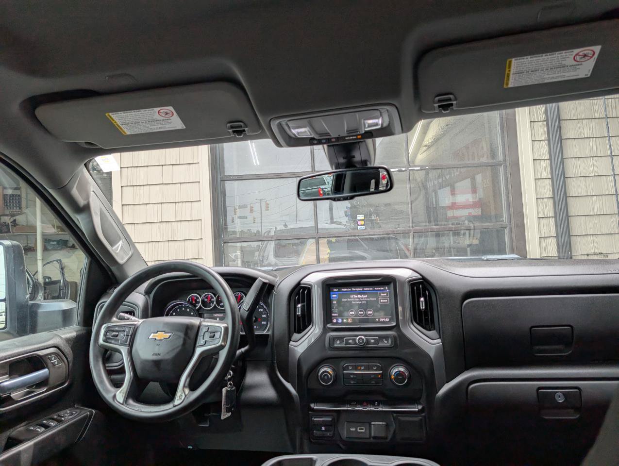 Used 2021 Chevrolet Silverado 2500 Custom w/ Gooseneck/5TH Wheel Package AWD/4WD image 15