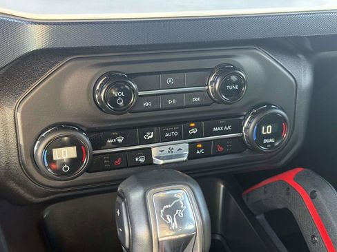 Certified 2024 Ford Bronco Heritage Edition image 15