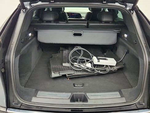 Used 2023 Cadillac Lyriq AWD image 22