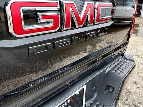 Used 2025 GMC Canyon Denali w/ LPO, Denali Black Edition AWD/4WD image 13