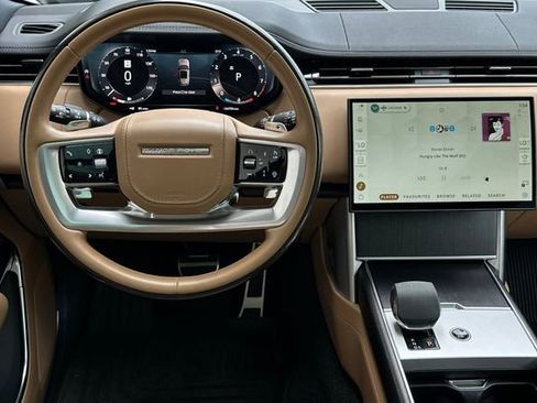 Used 2024 Land Rover Range Rover SE AWD/4WD image 13