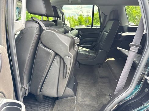 Used 2017 GMC Yukon SLT AWD/4WD image 46