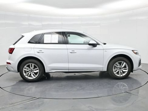 Used 2023 Audi Q5 2.0T Premium w/ Convenience Package AWD/4WD image 31