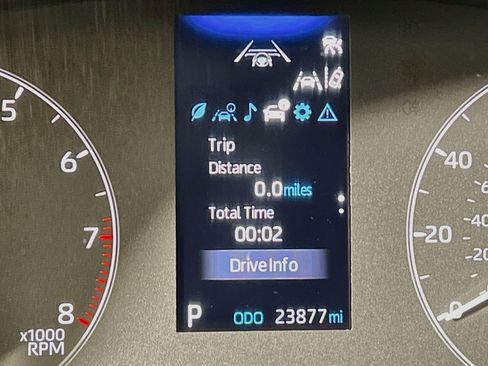 Used 2023 Toyota Corolla LE w/ LE Convenience Package FWD image 21