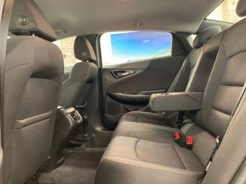 Used 2019 Chevrolet Malibu LT FWD image 10