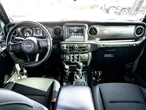 Used 2020 Jeep Wrangler Unlimited Sport image 29